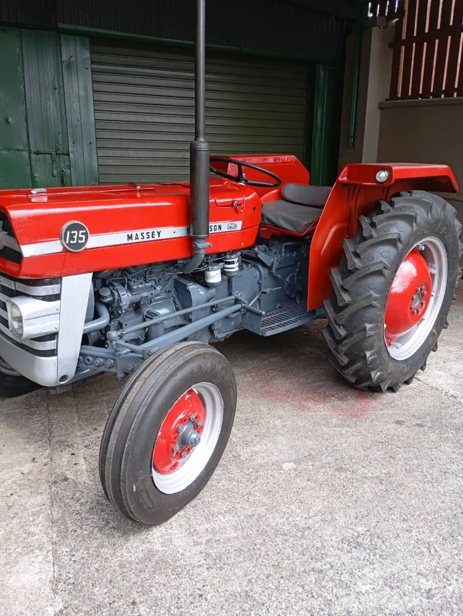 Massey Ferguson 135 - Image 2
