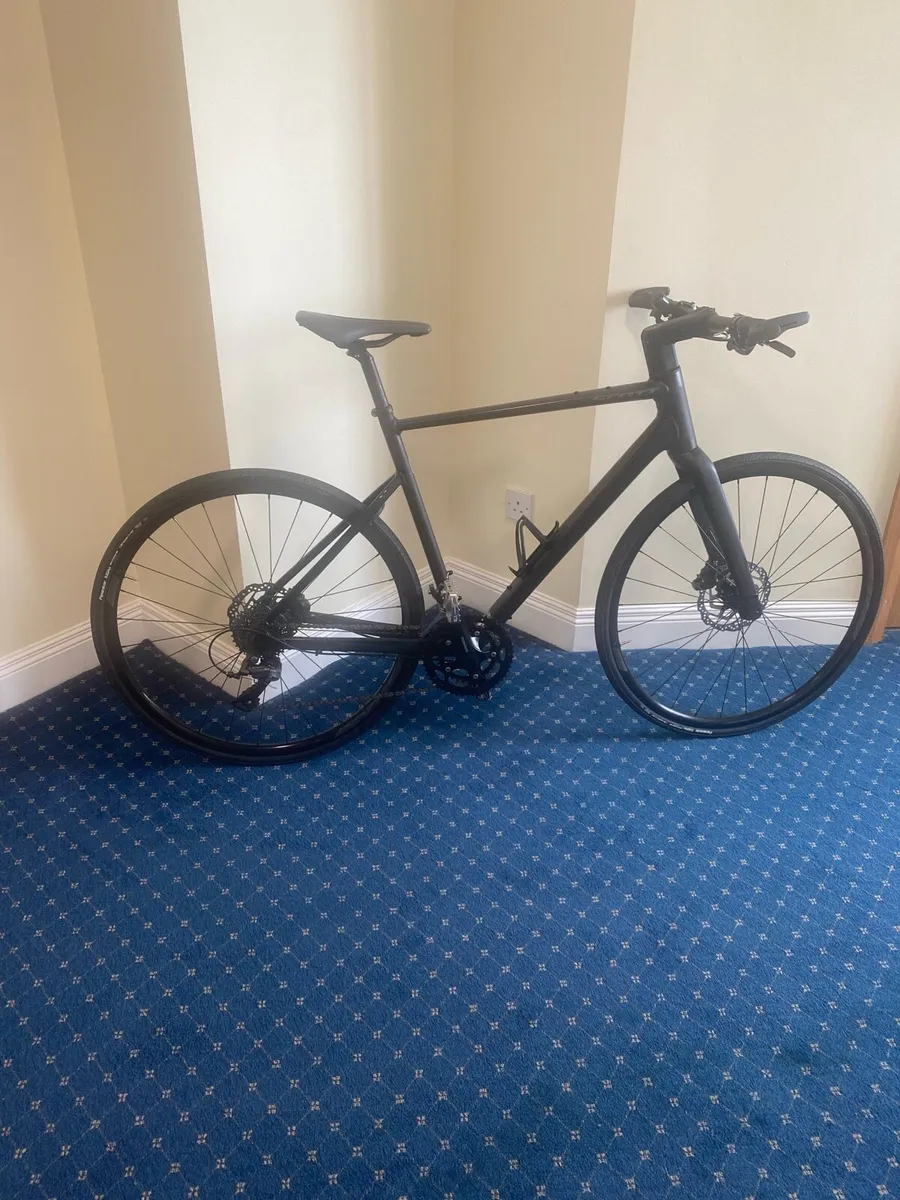 Men’s Road Hybrid bike - Image 1