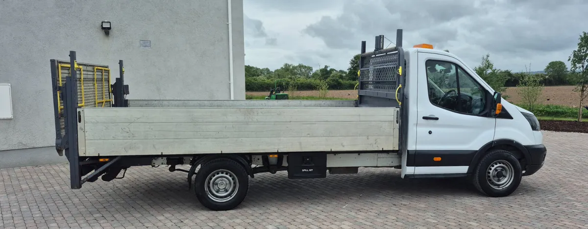 2017 Ford Transit dropside - Image 4