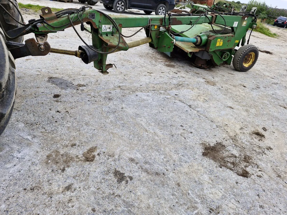 John Deere 1350 8ft mower for sale - Image 2