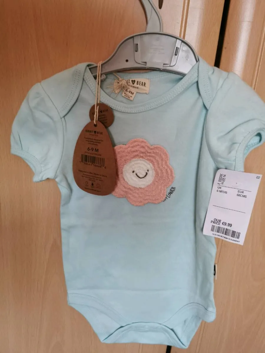 Baby body suit