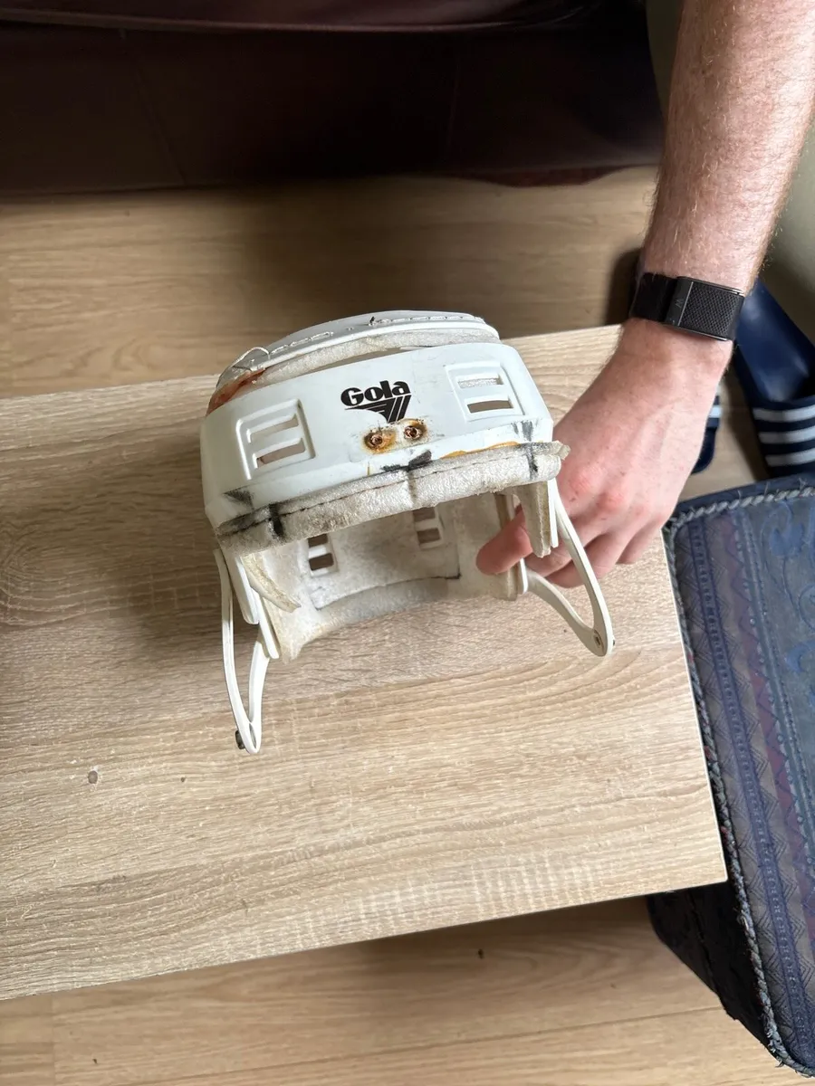 Gola helmet - Image 2
