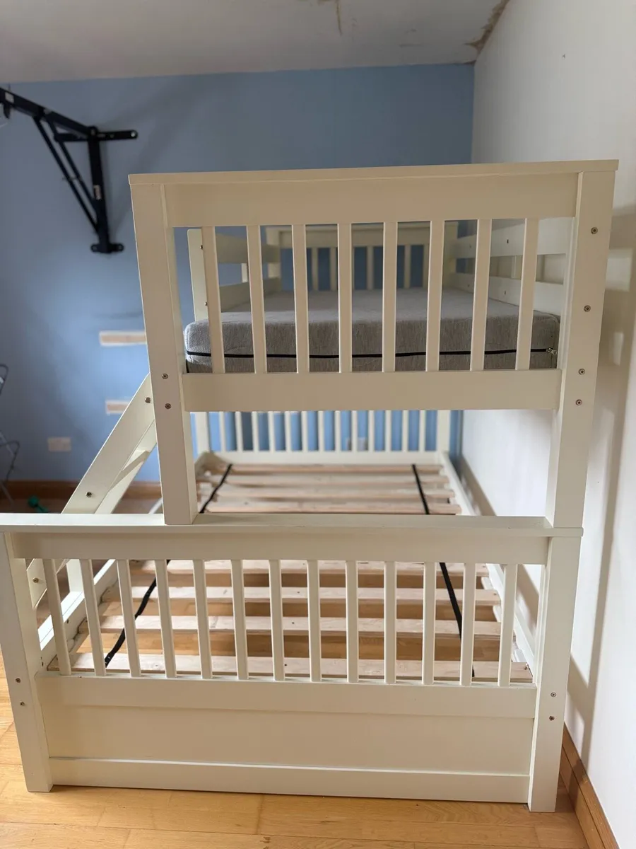 Bunkbeds - Image 3