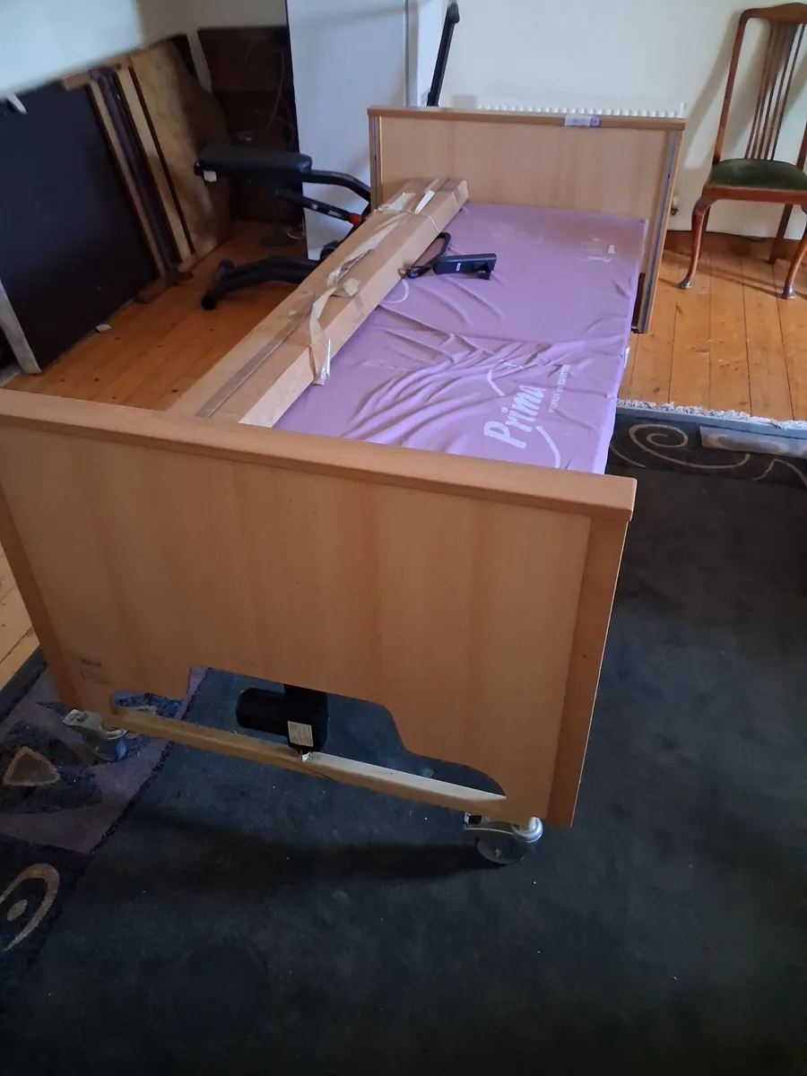 4ft Electric Orthopaedic Bed-€1,700 - Image 3
