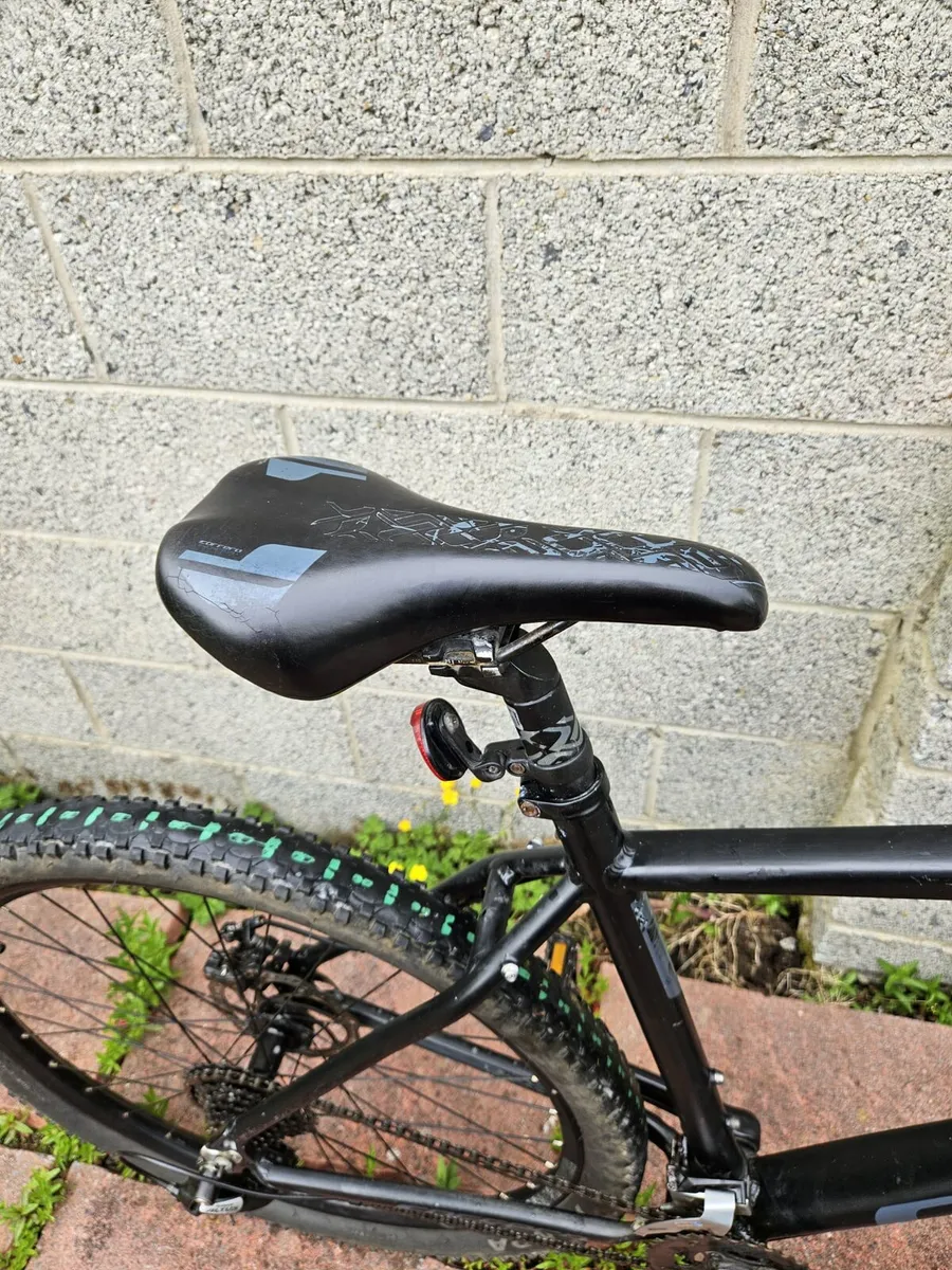 Carrera vengence mountain bike - Image 3