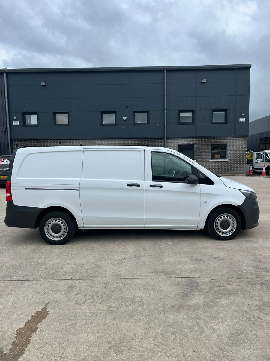 2021 Mercedes Vito 110 Progressive CDi - Image 3
