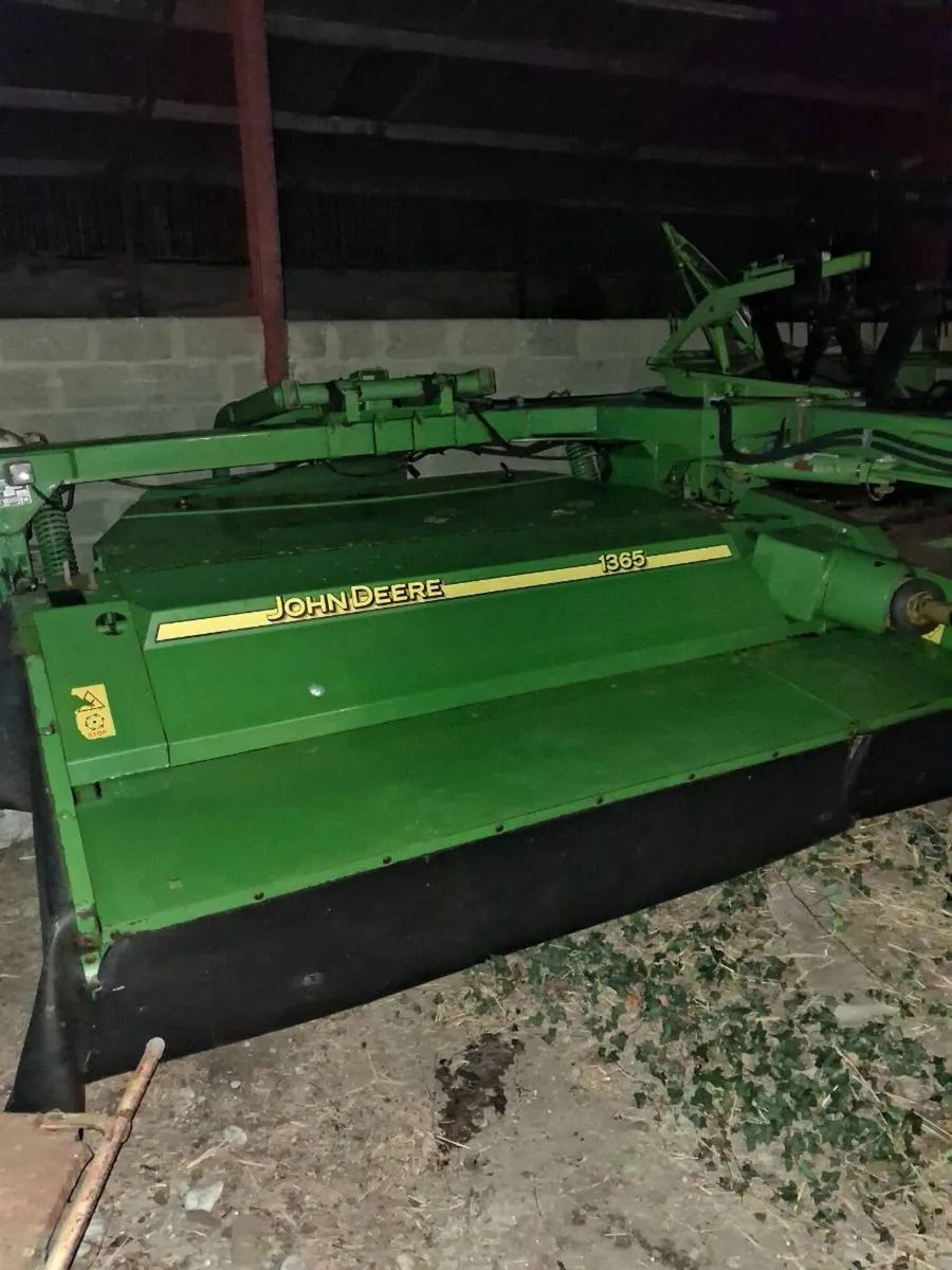 John deere mower - Image 1