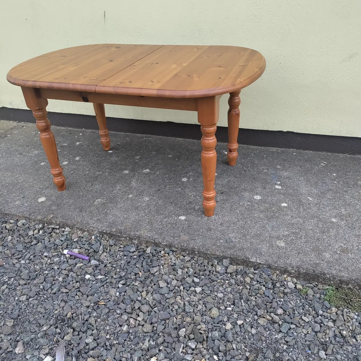 Kitchen table - Image 4