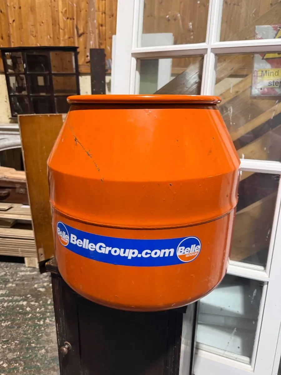Minimix 150 corded belle cement mixer new - Image 4