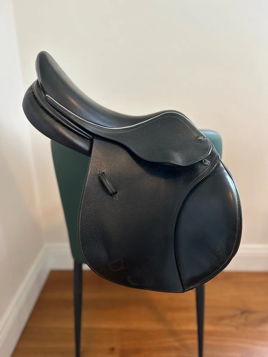15” John Whitaker saddle - Image 1