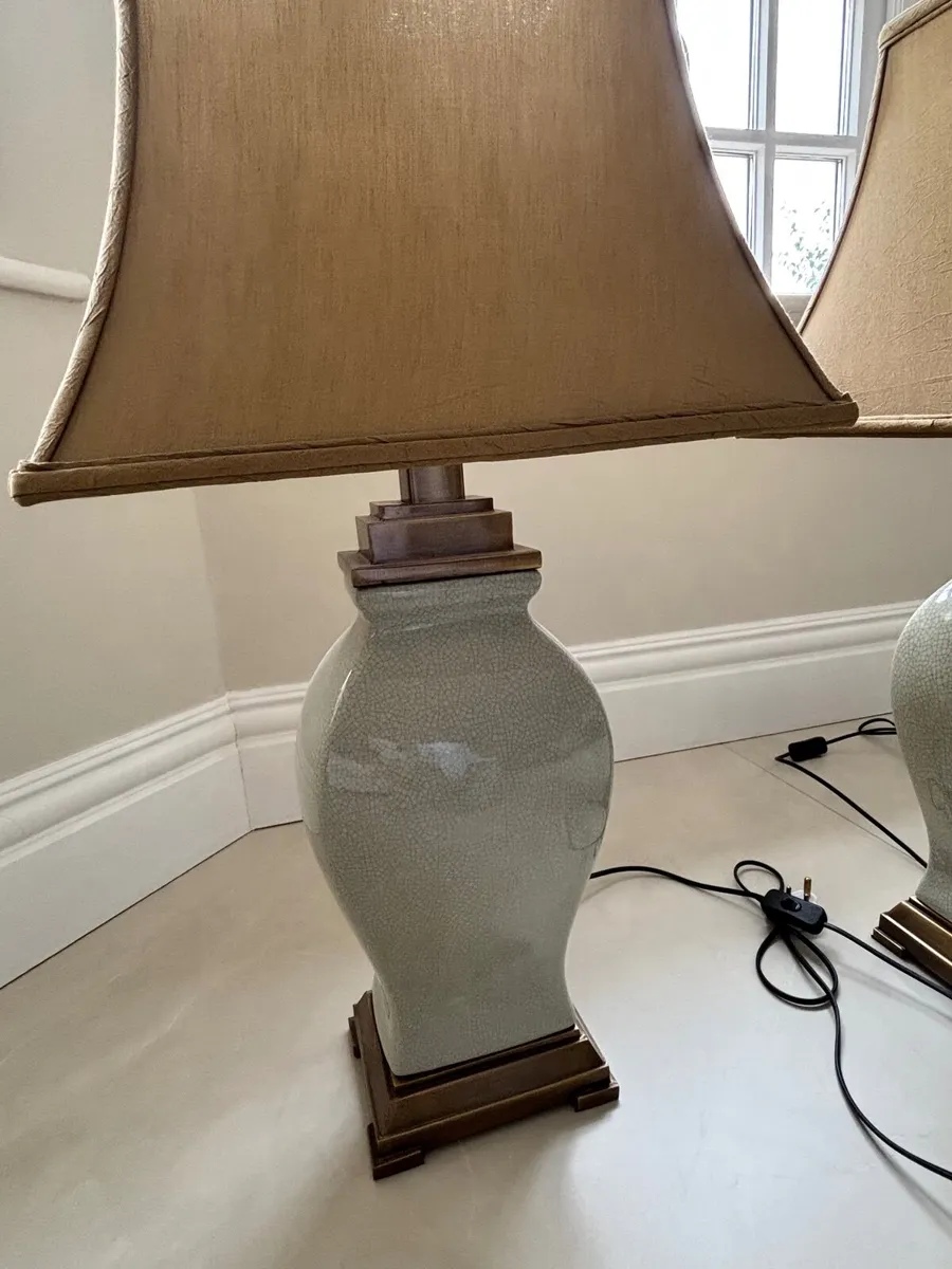 Table Lamp - Image 3