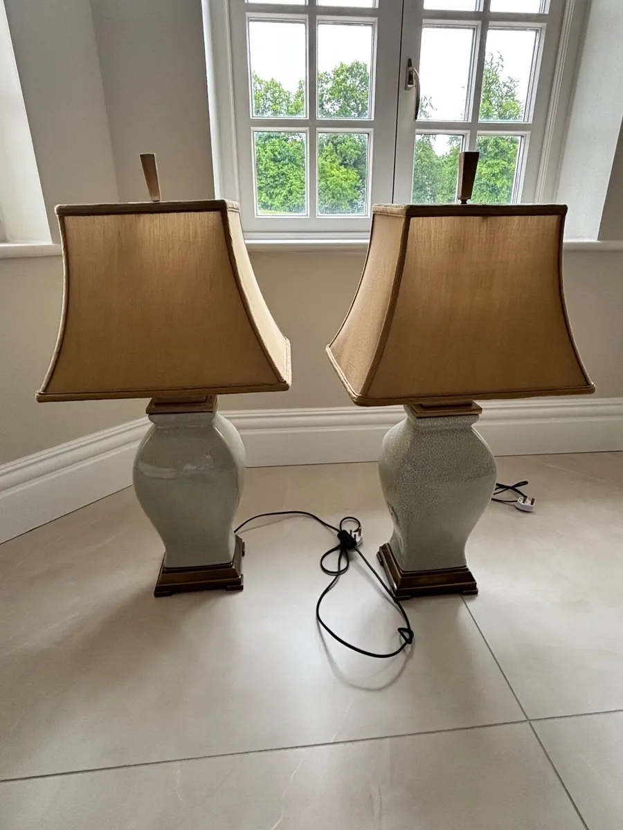 Table Lamp - Image 4