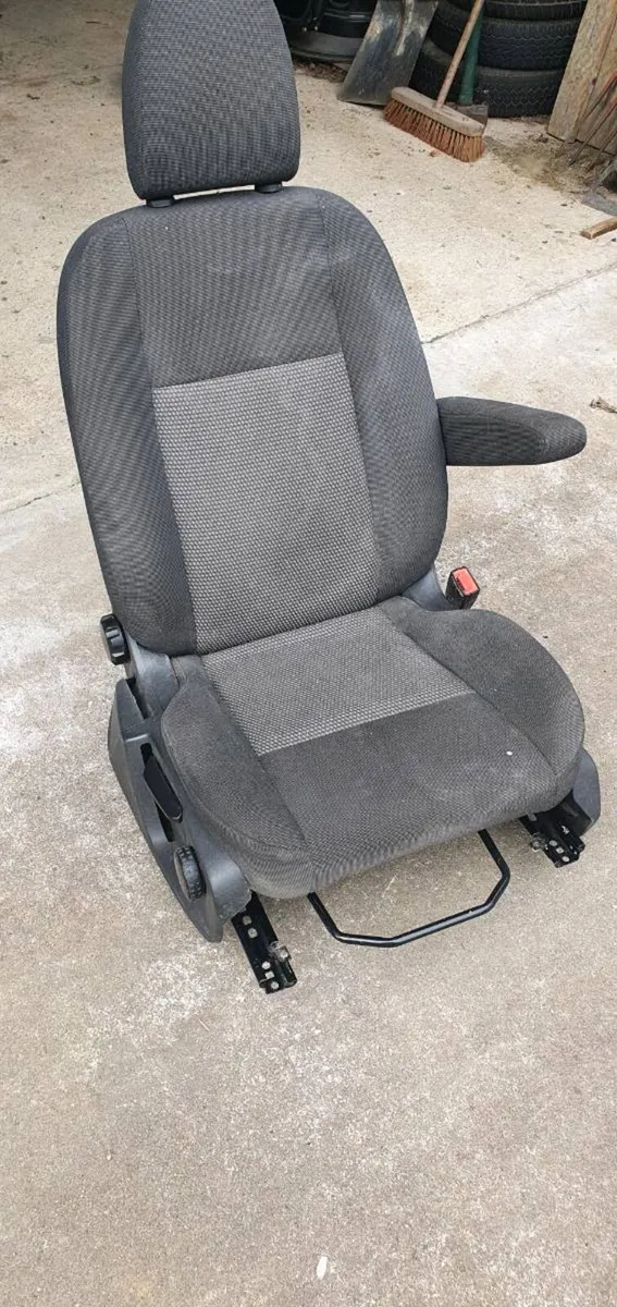 Drivers Seat fits Vw Transporter. - Image 1