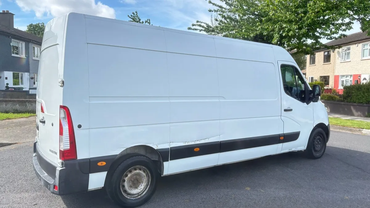 2014 Renault Master - Image 4