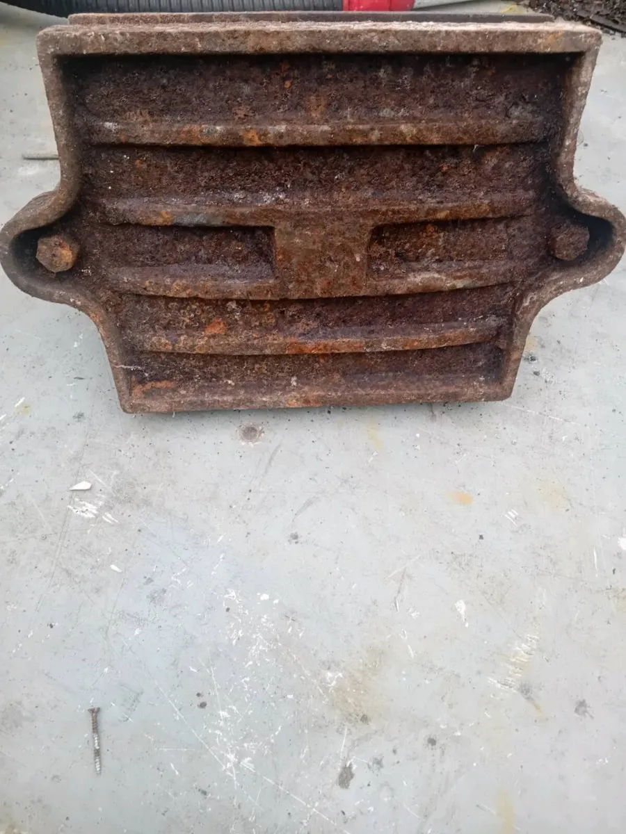 Antique book press - Image 3