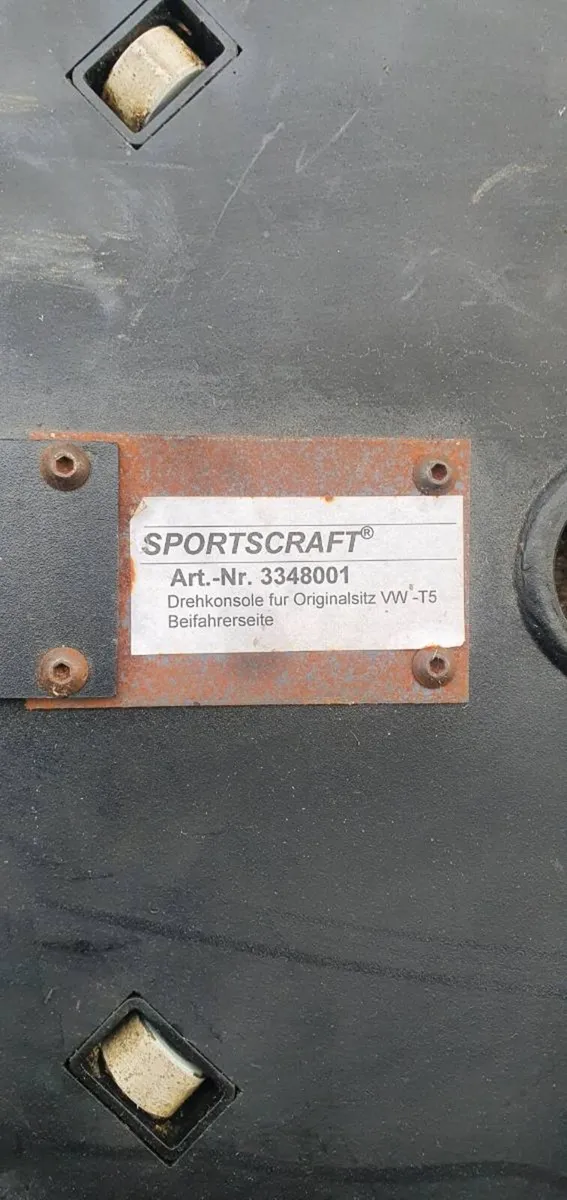 Vw t5/t6 driver's swivel seat. - Image 1