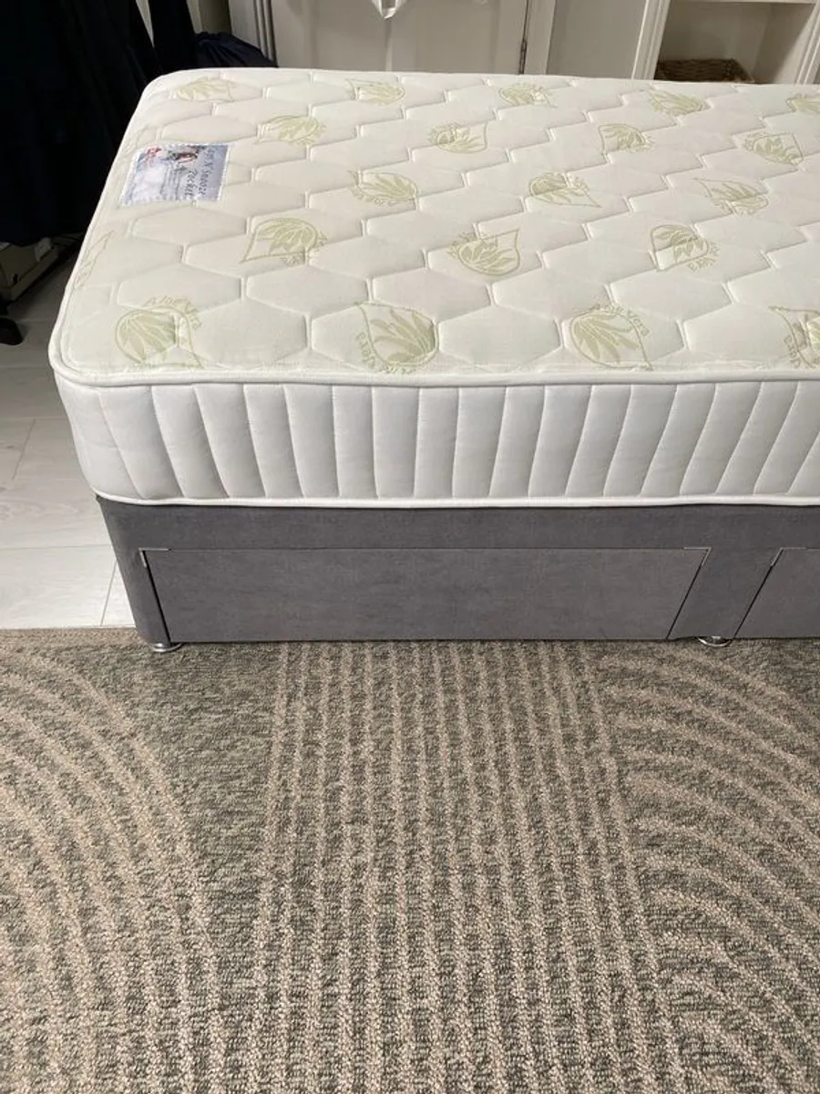 single bed - Image 3