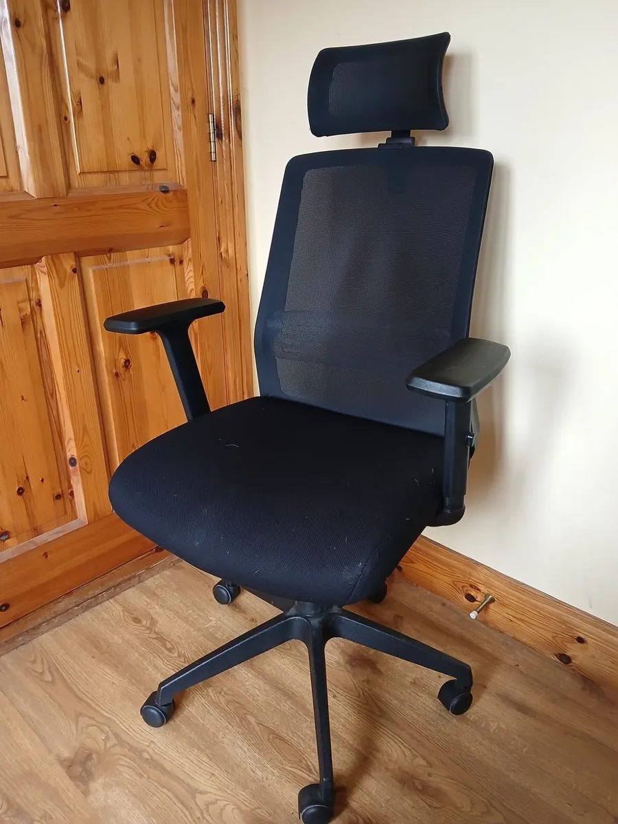 Office Chair - Image 1