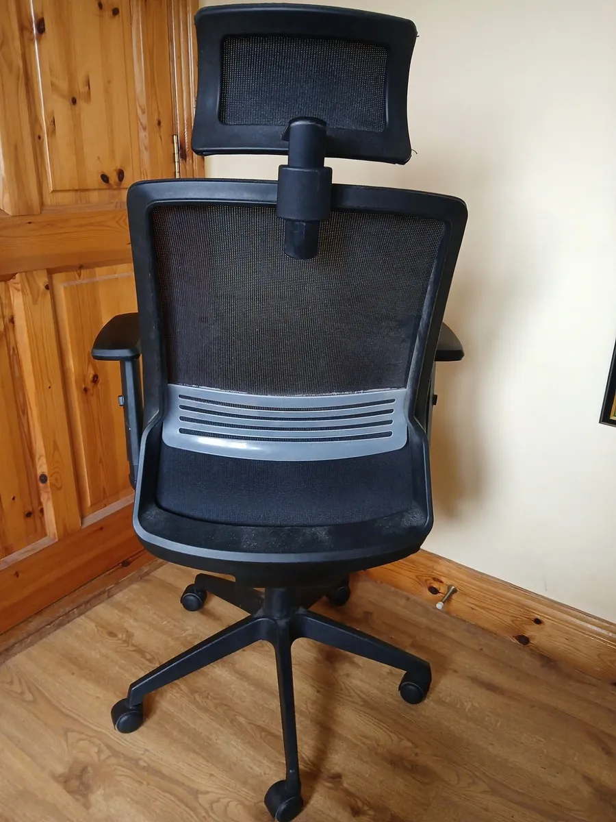 Office Chair - Image 3