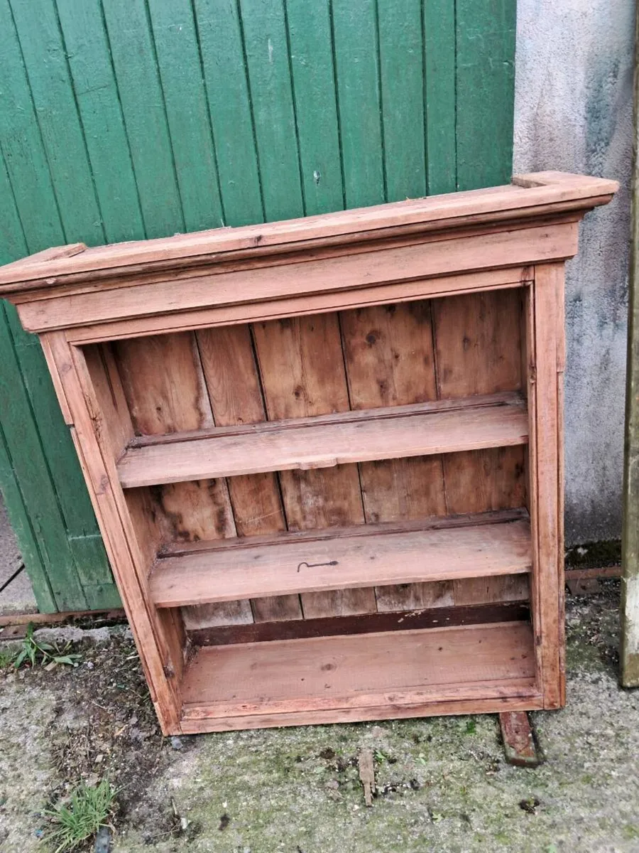 Pine shelving dresser top - Image 3