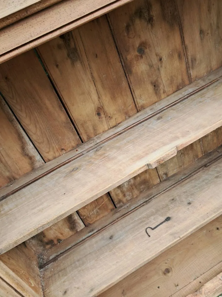 Pine shelving dresser top - Image 2