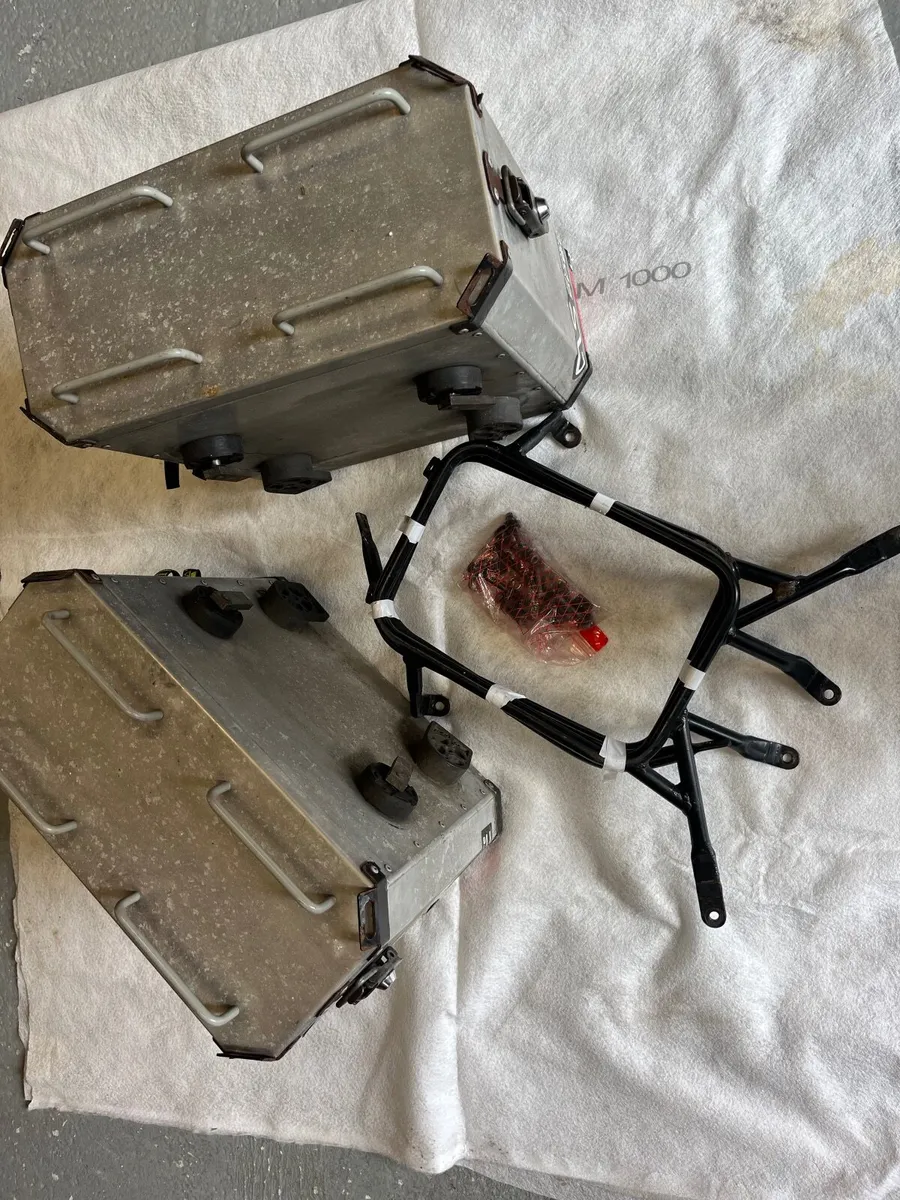 Motorcycle Panniers - Image 2