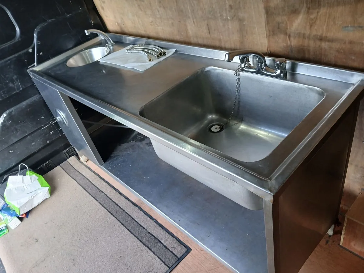 Staneless steel cabbinet double sink unit complete - Image 1