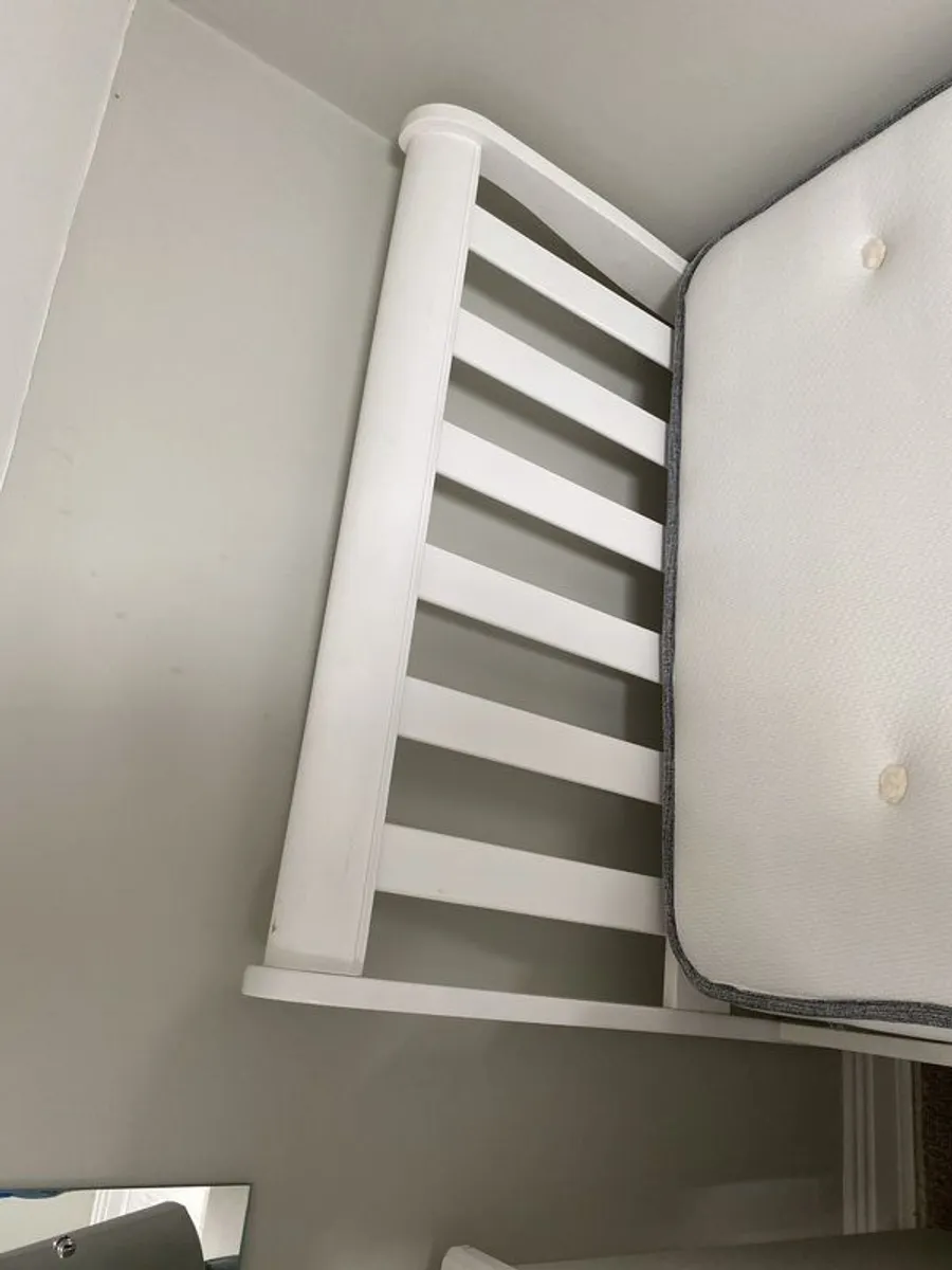 single bed - Image 3
