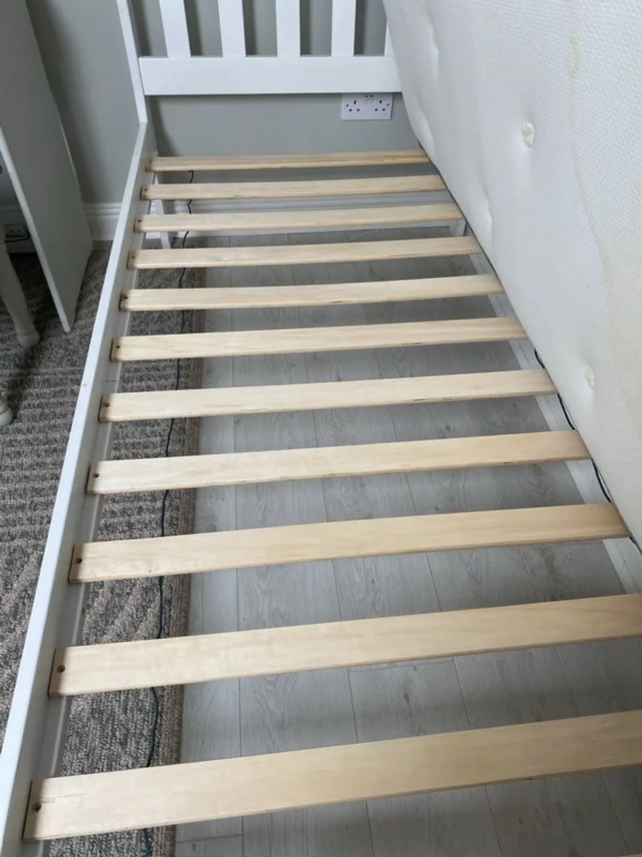 single bed - Image 4