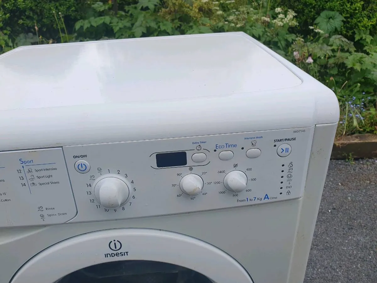 INDISIT  washing  machine - Image 3