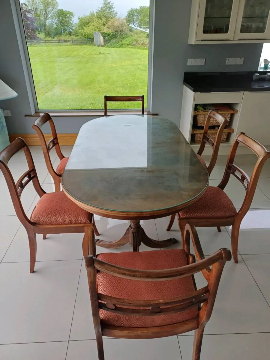 Mahonogy Dining Table & Chairs - Image 1