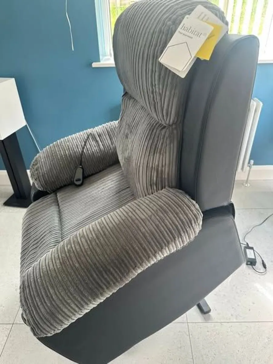 Electric Rise & Recline Armchair - Image 4