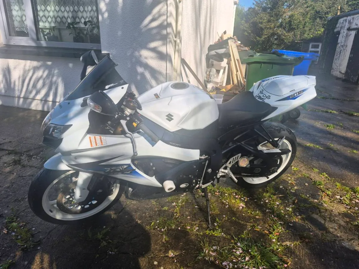 SUZUKI GSXR600 - Image 3