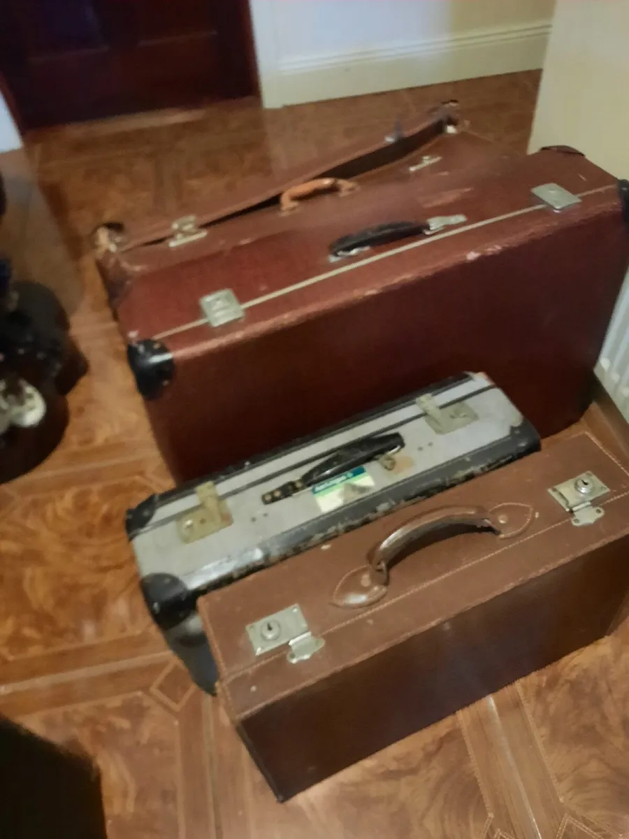 Vintage suitcases - Image 4