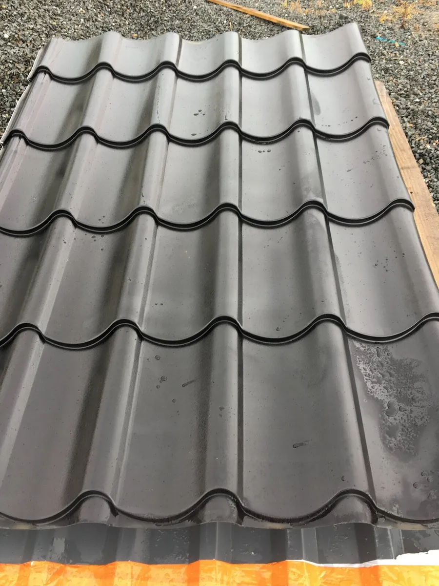 Tile effect roof cladding - Image 4