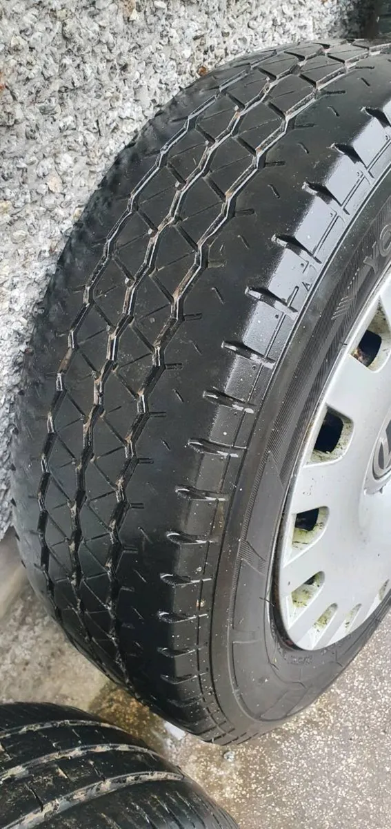 VW TRANSPORTER T5/T6 wheels & tyres. - Image 3
