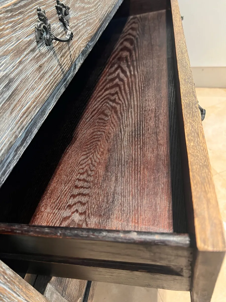 Rustic Oak chest of drawers / console table - Image 3
