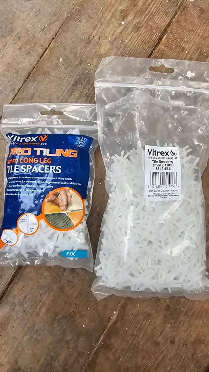 Tile spacers