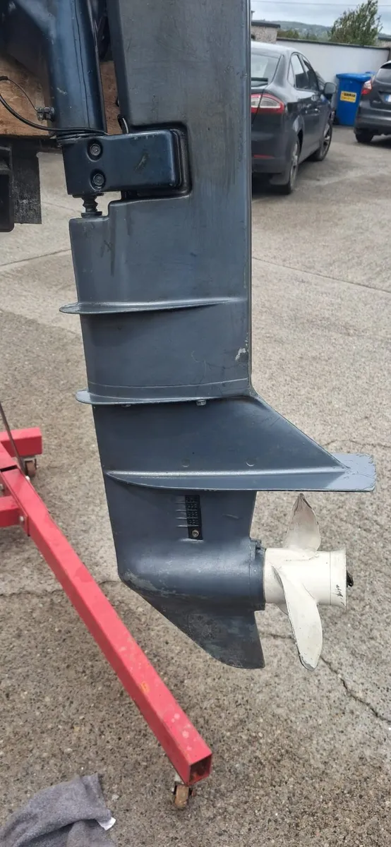 Yamaha 8hp and oar s - Image 2