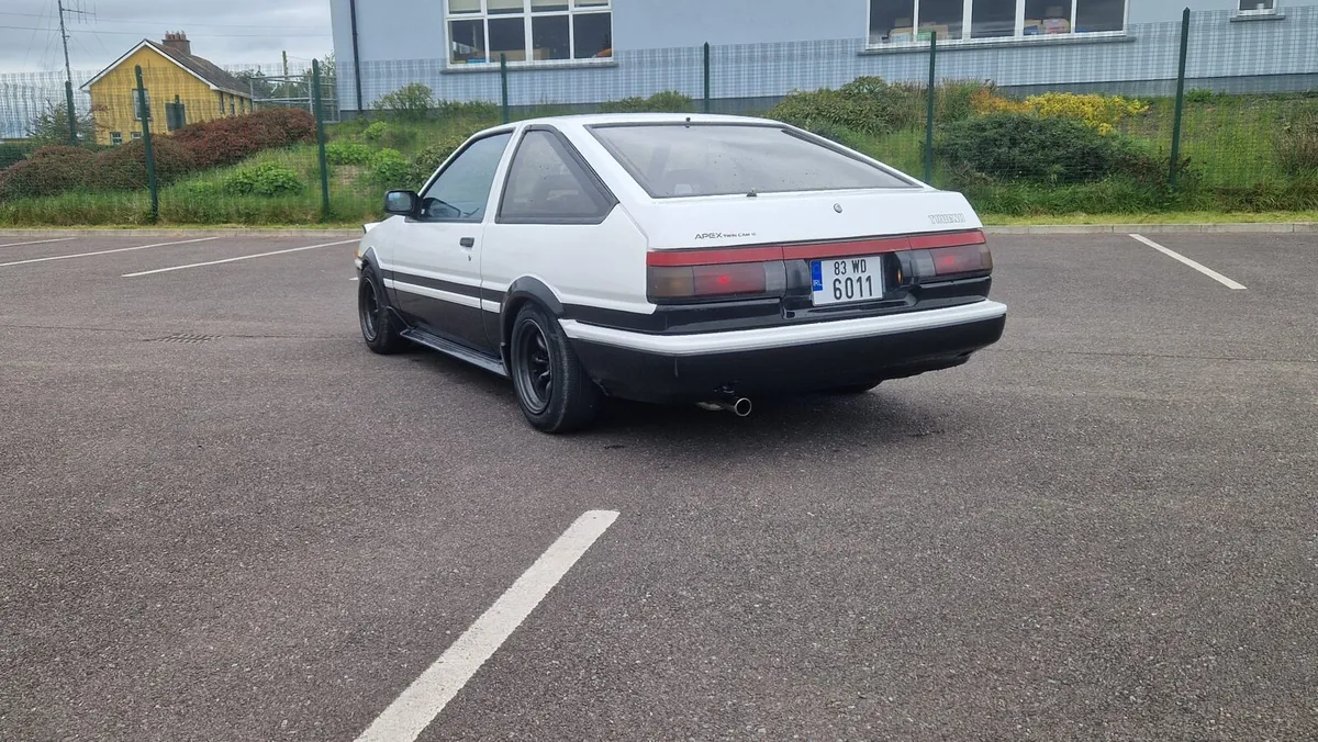 1983 toyota twincam trueno - Image 3