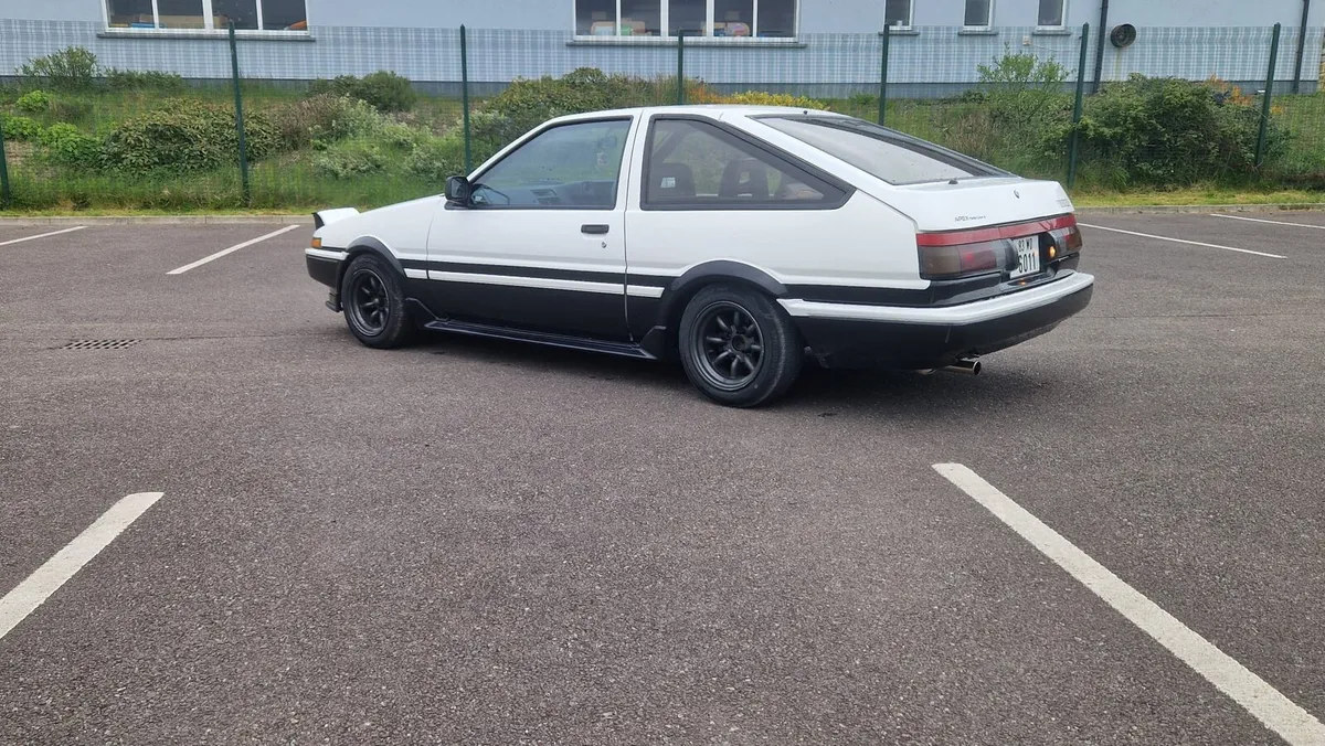 1983 toyota twincam trueno - Image 4