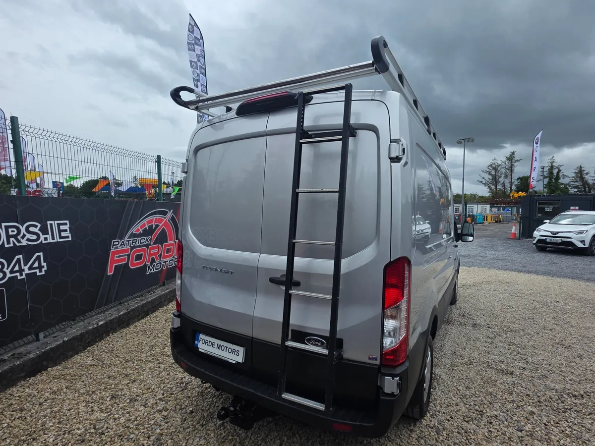 Ford Transit Highroof 2021 - Image 4