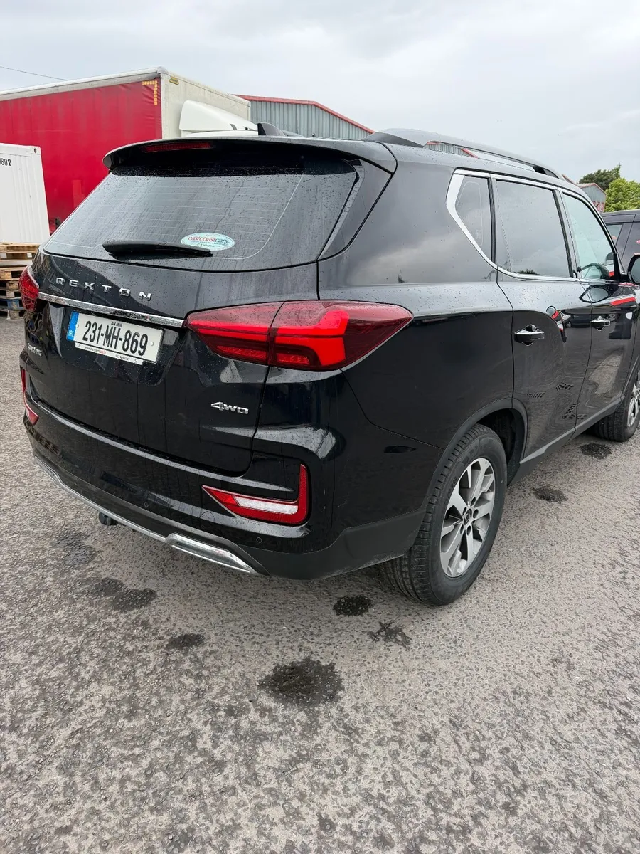 SsangYong Rexton 2023 - Image 3