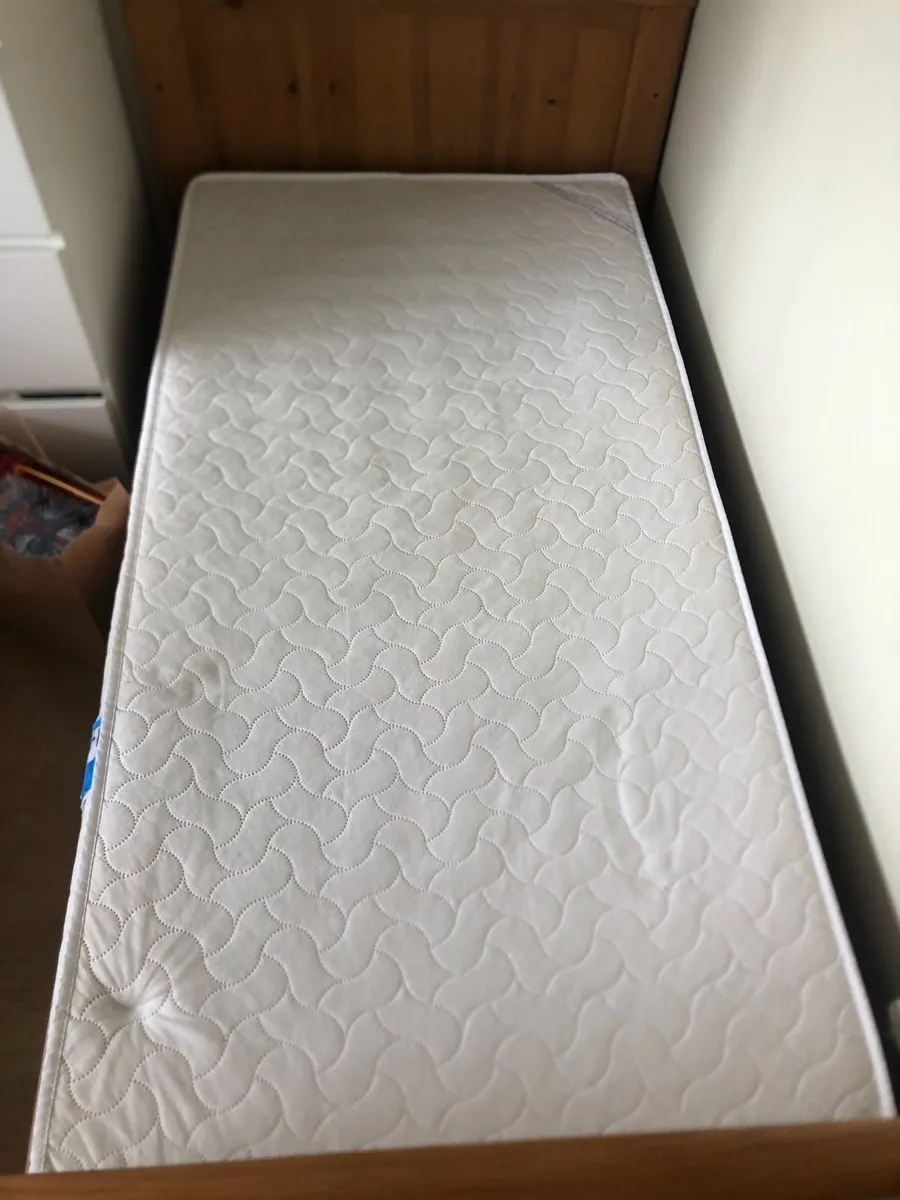 Beds - Image 4