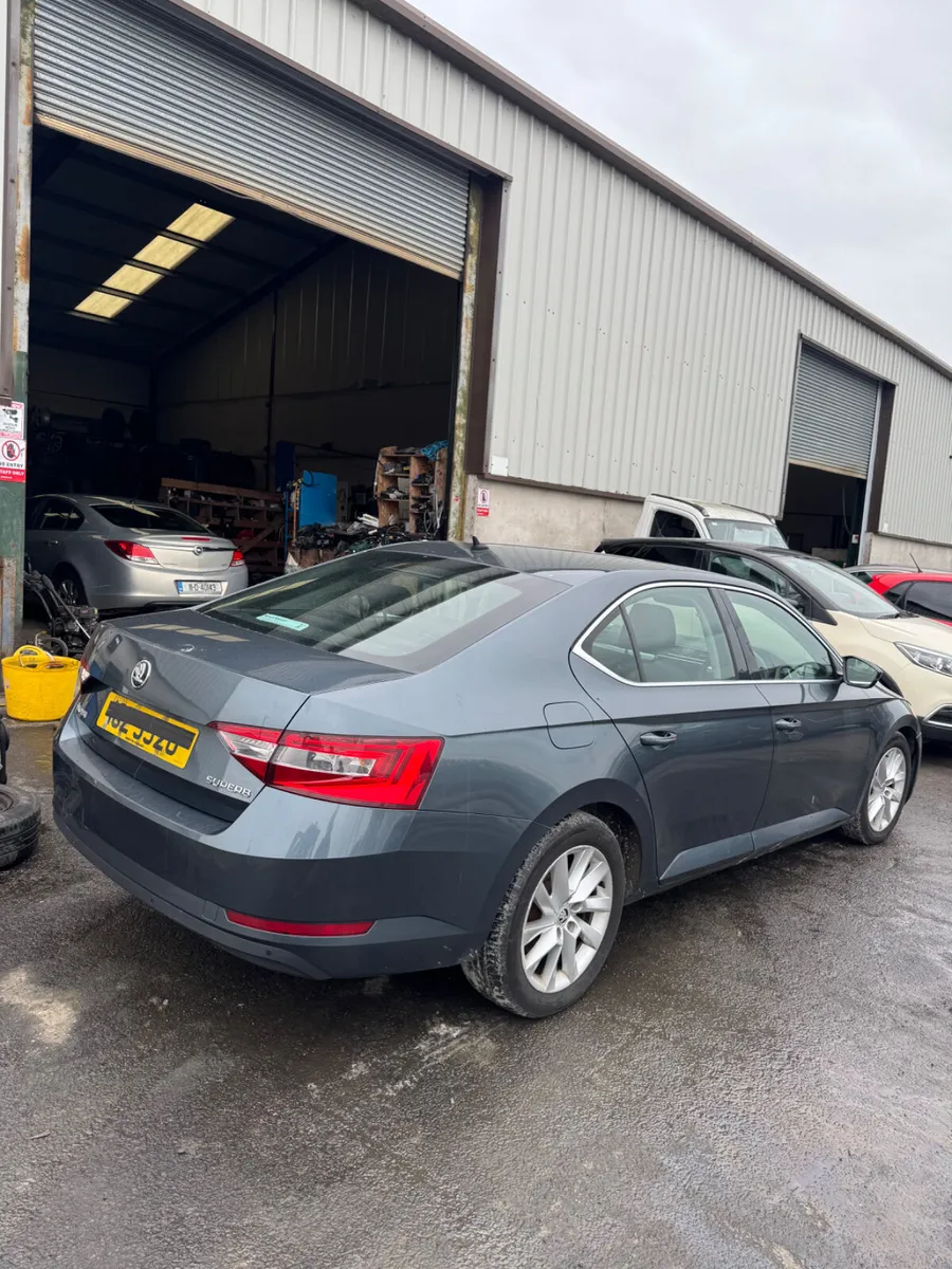 2018 Skoda Superb 2.0TDI BREAKING / PARTS - Image 3