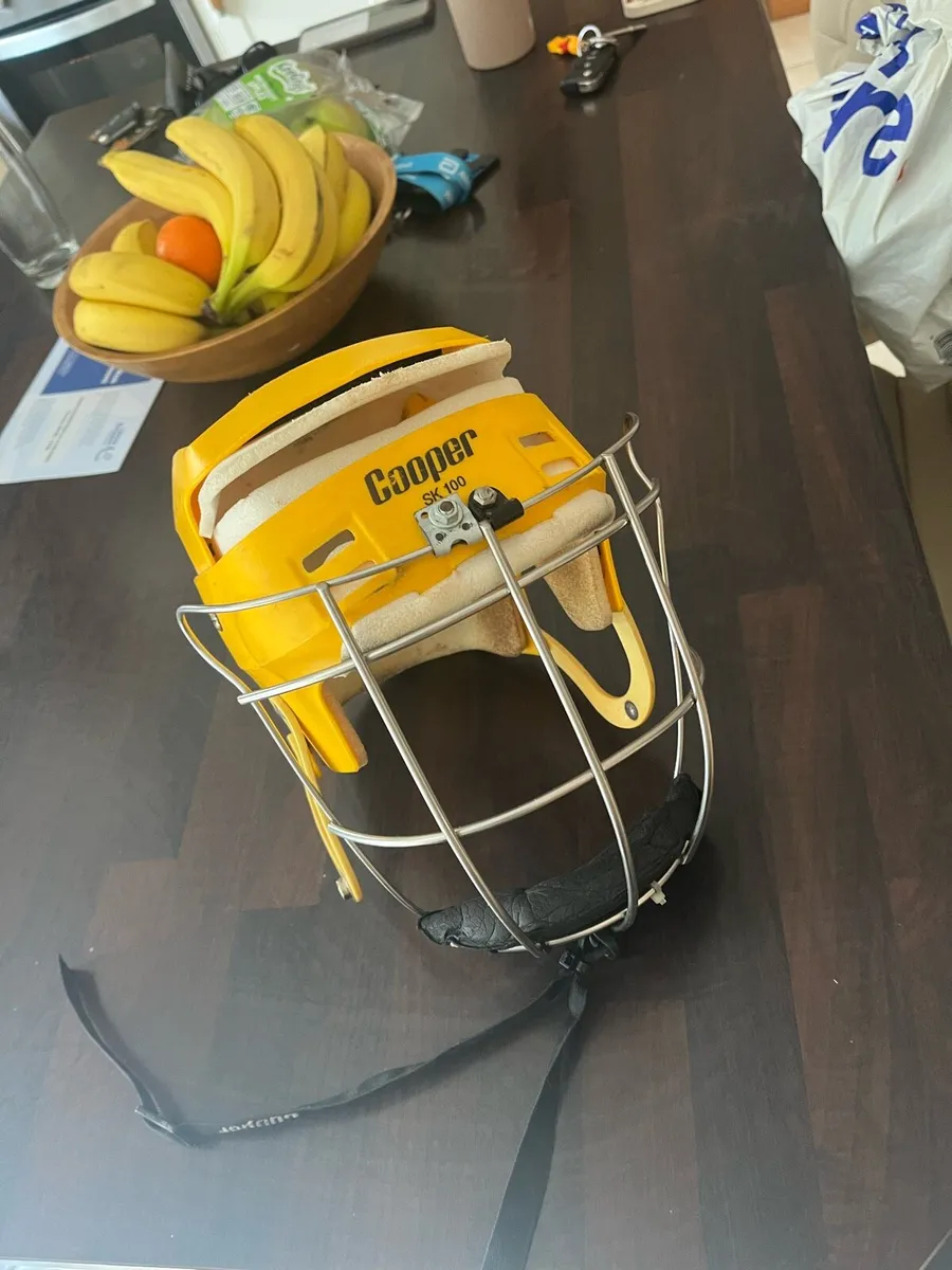 Cooper hurling helmet - Image 1