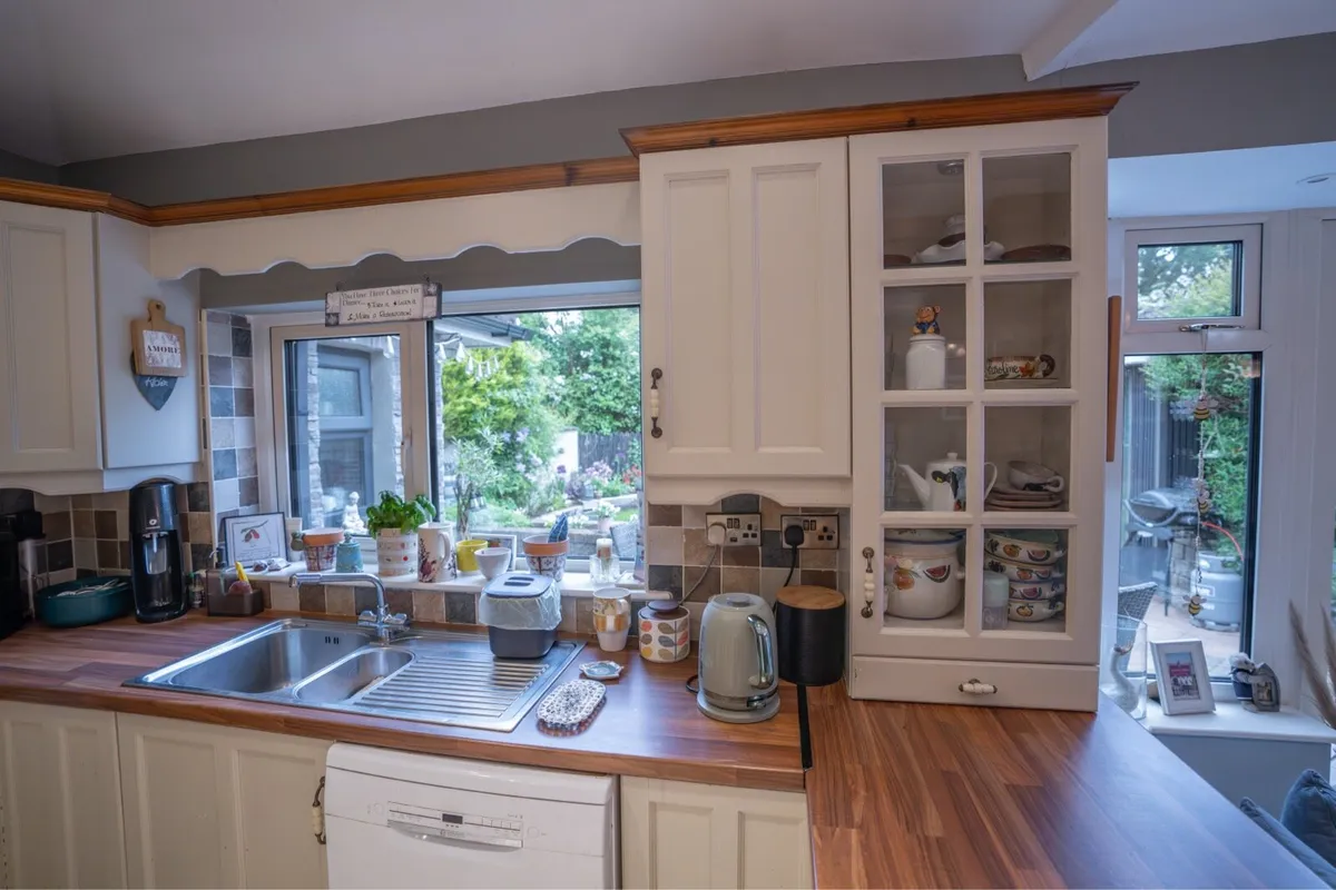 Kitchen for sale - Image 3