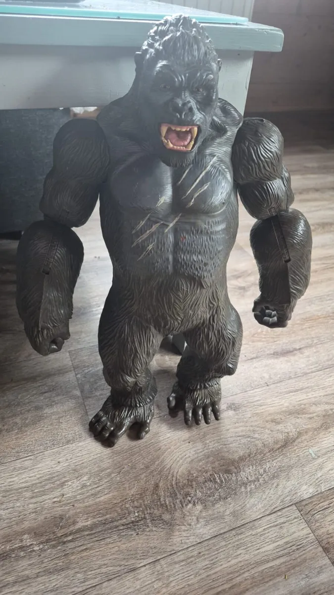 King kong figure - Image 1