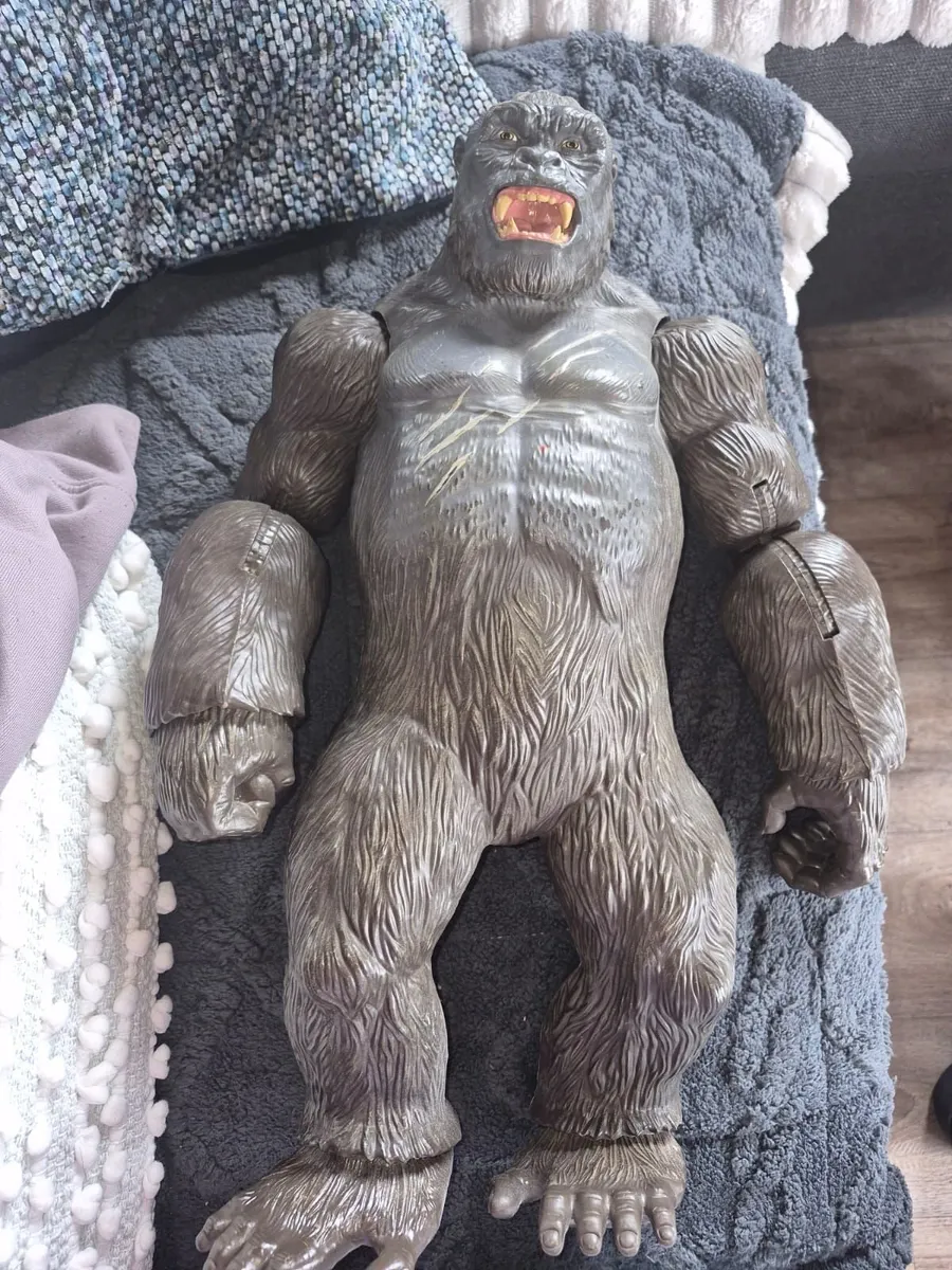 King kong figure - Image 2