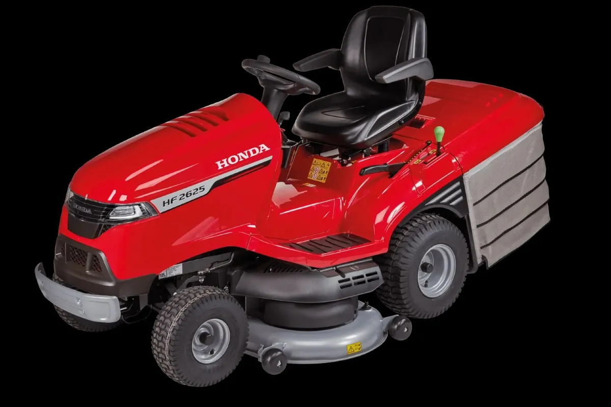 Honda HF2625 HME Ride on mower - Image 1